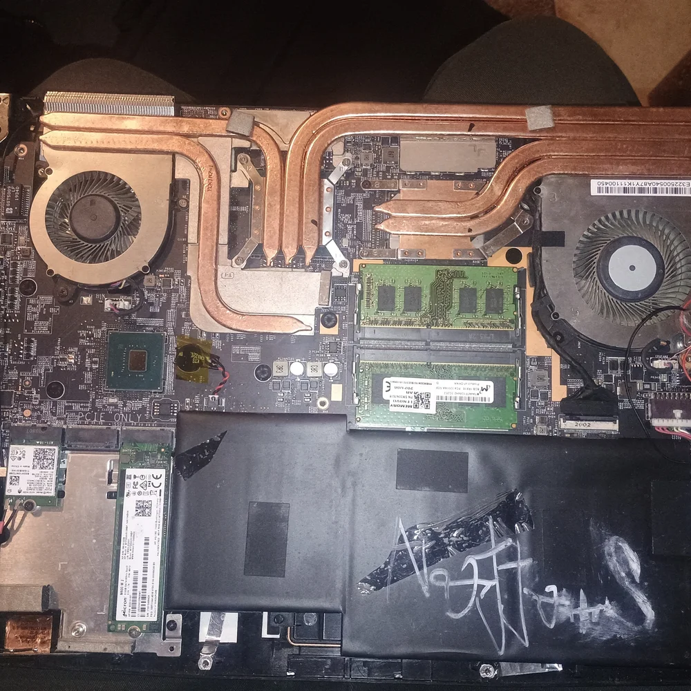 MSI Black Laptop with Dual-Fan Cooling and Copper Heat Pipes